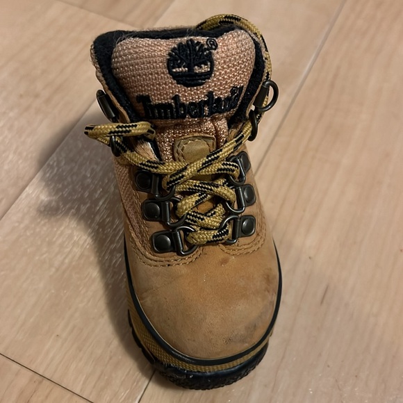 Timberland Authentic Hiker Boys Short-Shaft Boots size 5 - Picture 4 of 9